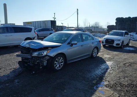 2017 Subaru Legacy 2.5I Premium z USA, uszkodzony, nr VIN 4S3BNAD6XH3020250